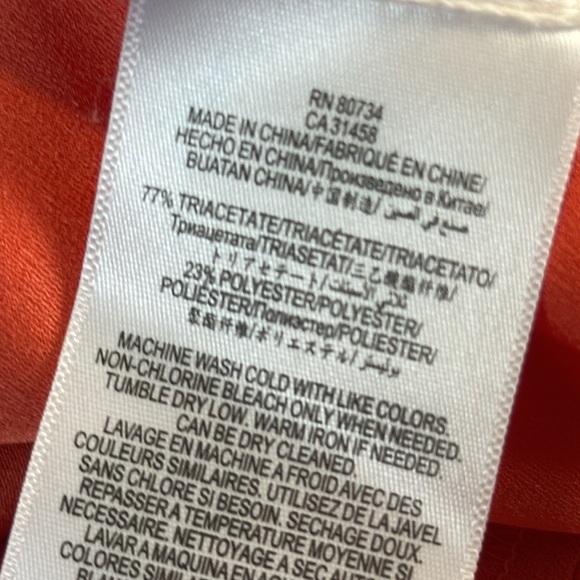 Nataleigh Bell Sleeve Top in Dusty Saffron
BCBGMAXAZRIA - Picture 4 of 10